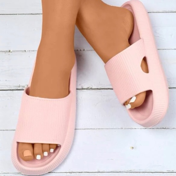 Pink Cloud Slides - Picture 2 of 6